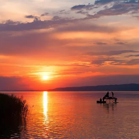 Homes In - Balaton 18356 *